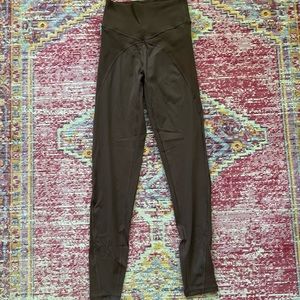 Aerie Brown Leggings. Size Medium